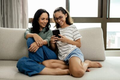 Como se preparar para a adolescência do seu filho? 7 dicas de especialistas para enfrentar a transição