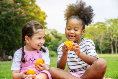 Frutas para crianças: quais são as melhores opções e como incluir na rotina alimentar