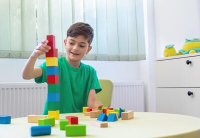 O que é coordenação olho-mão e por que ela é o segredo do sucesso escolar?