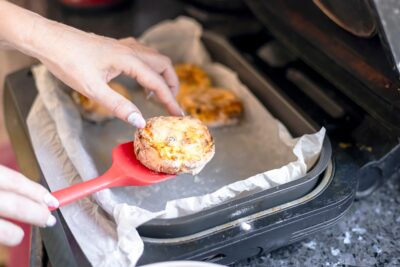 5 ideias de lanche para escola feitos na air fryer em poucos minutos