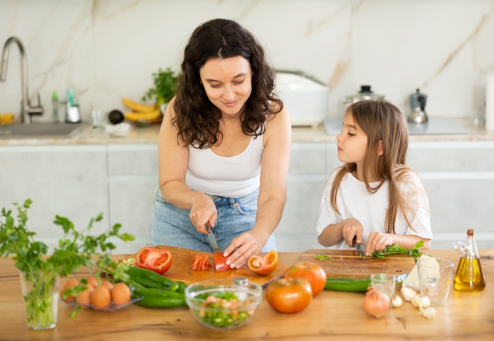 Banner da matéria Como envolver as crianças na cozinha pode melhorar a alimentação infantil
